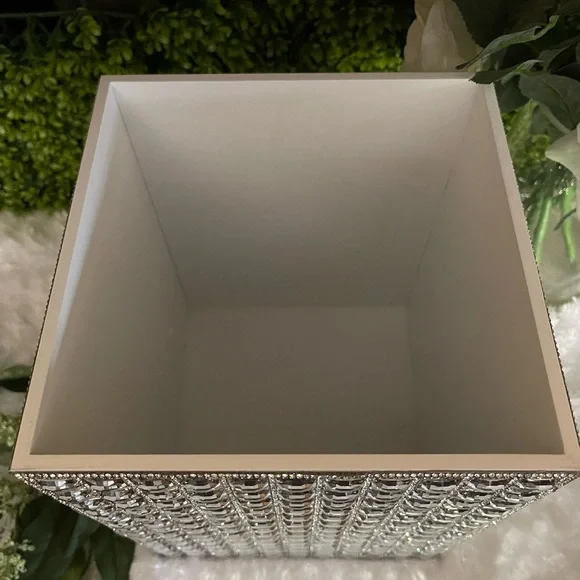 🎉SOLD🎉BELLA LUX Full Rhinestone Crystal Luxury Wastebasket Trash Can~Rare HTF - Picture 5 of 8